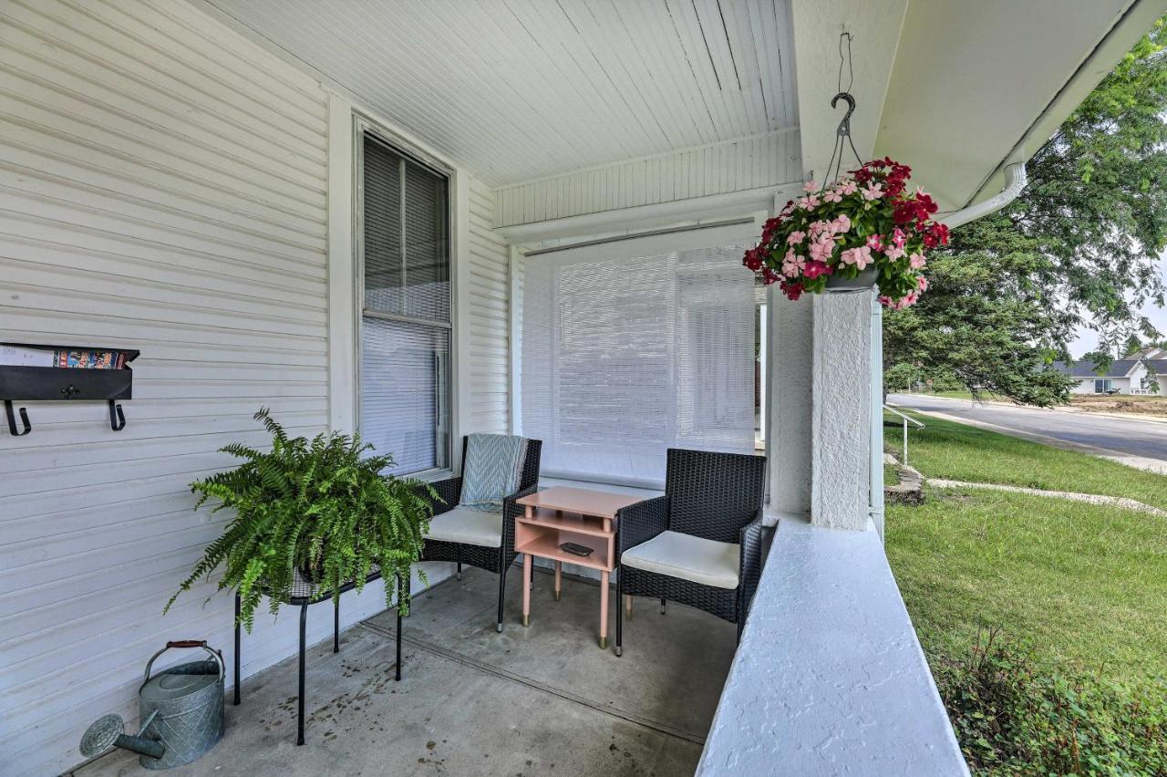 Pet-Friendly Greenville Home With Private Yard Exterior photo